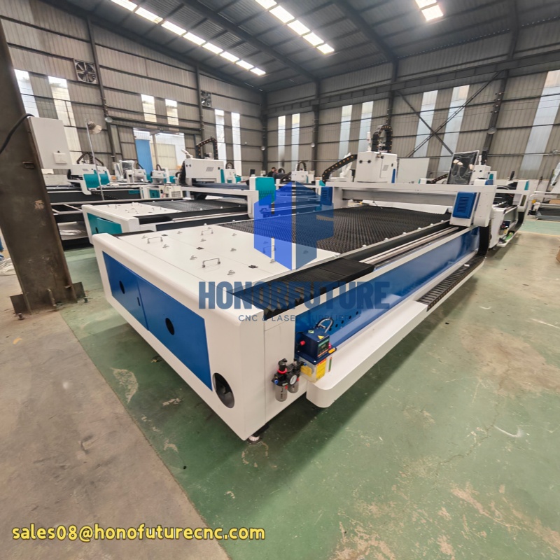 Metal Laser Cutter Head - Faserlaserschneider HF3015H 6000W 6kW Faserlaserschneidemaschine mit