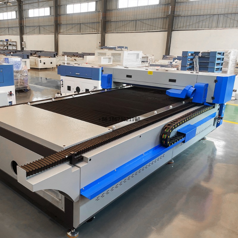 Automatische CNC CO2 Schneid-  – Acrylic Cutting Machine Bewertung und Preis