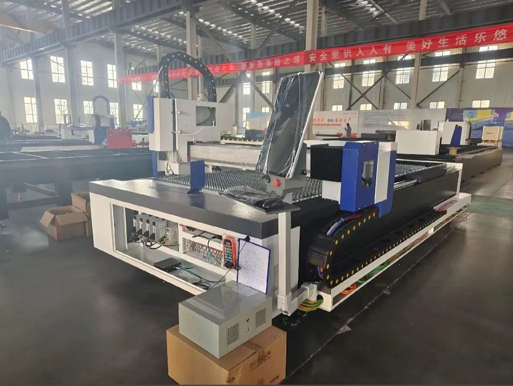 Industrielle 3000W CNC-Faserla – Metal Laser Cutter Head Bewertung und Preis