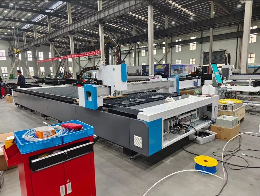 Industrielle 3000W CNC-Faserla – Metal Laser Cutter Head Bewertung und Preis